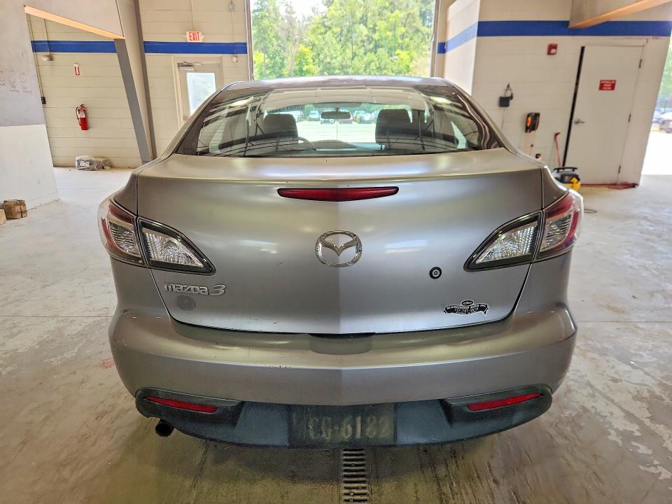 2011 Mazda 3 VIN JM1BL1UG1B1360243 COPART salvage auction — FRONT END, VA - CERT OF TITLE - SALVAGE, sold $625 on 2026-07-24 (photo 6)