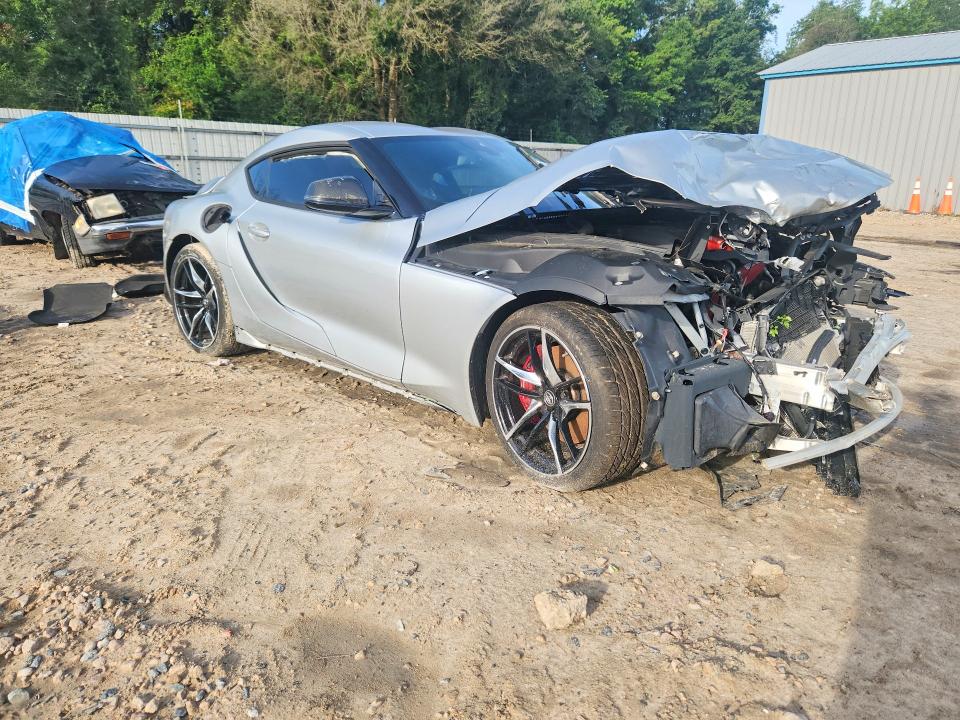 2021 Toyota Supra VIN WZ1DB0C02MW038616 COPART salvage auction — FRONT END, Fl - Certificate Of Title, sold $9,200 on 2026-07-24 (photo 4)