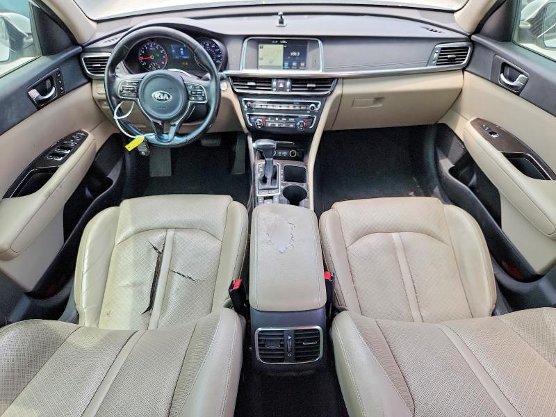 2017 Kia Optima VIN 5XXGU4L30HG124070 COPART salvage auction — NORMAL WEAR, Tx - Certificate Of Title, sold $2,000 on 2026-07-31 (photo 8)