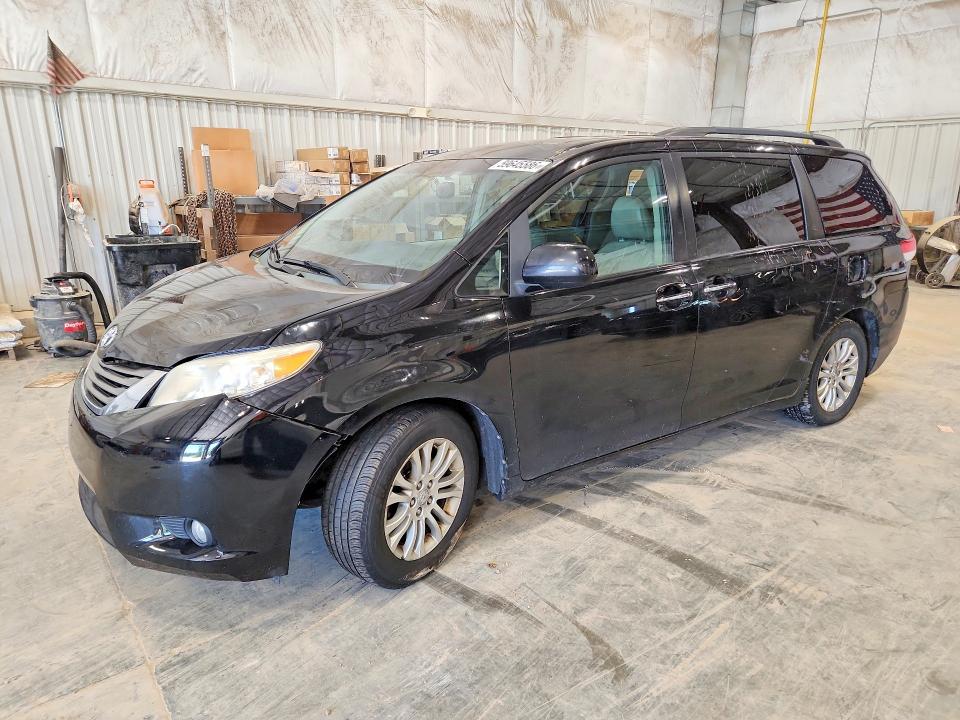 2011 Toyota Sienna VIN 5TDYK3DCXBS055820 COPART salvage auction — FRONT END, WI - CERTIFICATE OF TITLE, sold $1,600 on 2026-07-20 (photo 1)