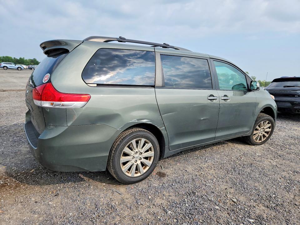 2013 Toyota Sienna VIN 5TDDK3DC7DS061818 COPART salvage auction — SIDE, VA - CERTIFICATE OF TITLE, sold $2,000 on 2026-07-22 (photo 3)