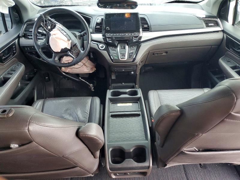2018 Honda Odyssey VIN 5FNRL6H92JB112046 COPART salvage auction — ROLLOVER, Ca - Salvage Certificate, sold $600 on 2026-07-30 (photo 8)