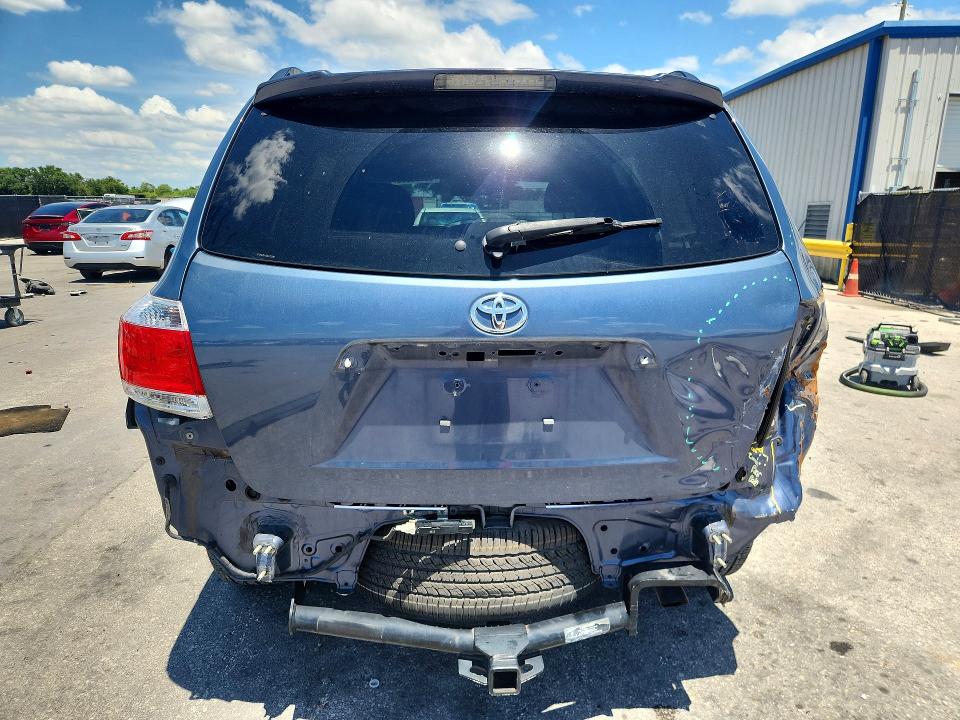 2013 Toyota Highlander VIN 5TDYK3EH5DS126290 COPART salvage auction — REAR END, Fl - Cert Of Title Slvg Rebuildable, sold $6,500 on 2026-07-14 (photo 6)