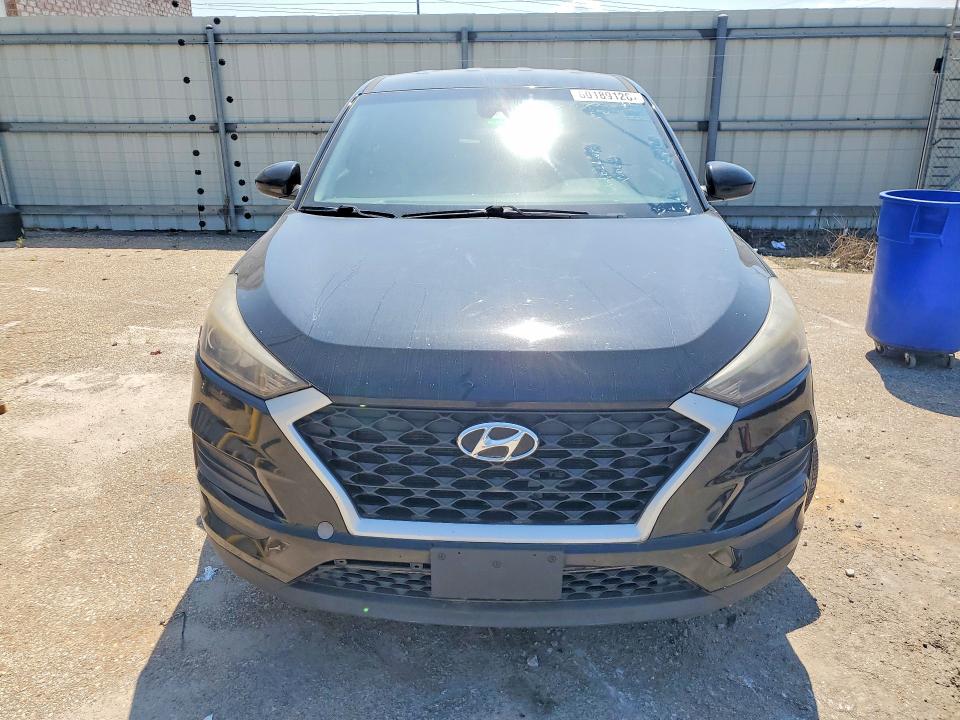 2019 Hyundai Tucson VIN KM8J23A43KU935229 COPART salvage auction — NORMAL WEAR, FL - CERTIFICATE OF TITLE, sold $2,800 on 2026-07-30 (photo 5)
