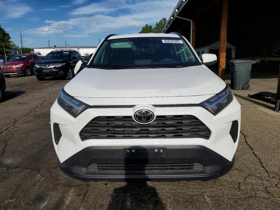 2025 Toyota VIN 2T3P1RFV0SC572012 COPART salvage auction — SIDE, Co - Public - Salvage Title, sold $350 on 2026-07-28 (photo 5)