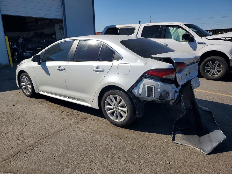 2025 Toyota VIN JTDBCMFE6SJ039621 COPART salvage auction — REAR END, ID - SALVAGE CERTIFICATE OF TITLE, sold $6,800 on 2026-07-30 (photo 2)