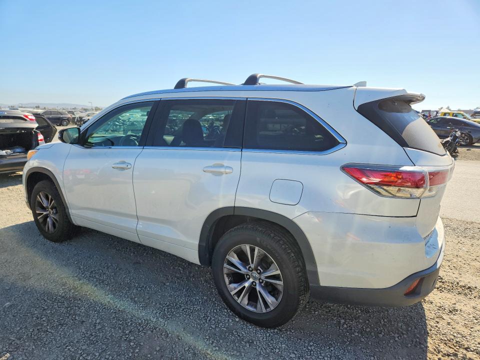 2014 Toyota Highlander VIN 5TDKKRFH8ES029092 COPART salvage auction — REAR END, Ca - Salvage Certificate, sold $425 on 2026-07-24 (photo 2)