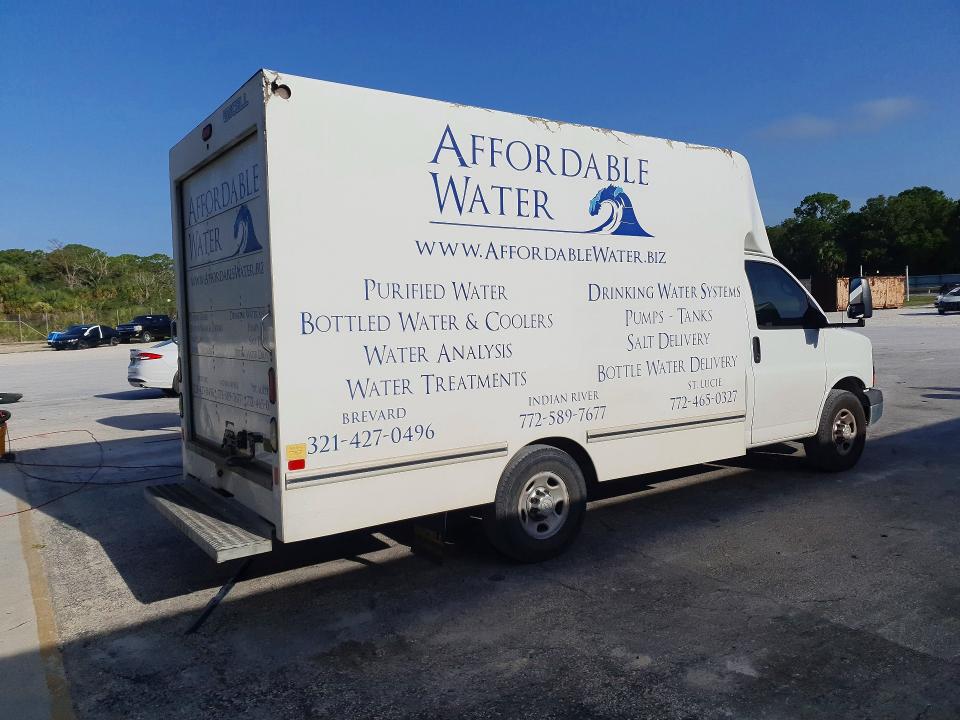 2015 Chevrolet Express VIN 1GB0G2CF7F1137211 COPART salvage auction — MECHANICAL, Fl - Certificate Of Title, sold $400 on 2026-07-27 (photo 3)