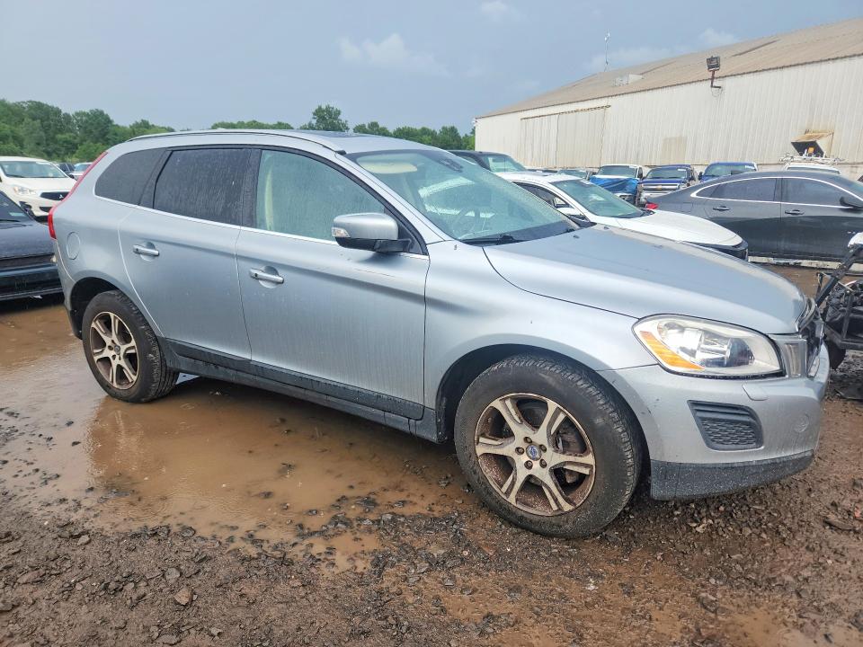 2013 Volvo Xc60 VIN YV4902DZ1D2401379 COPART salvage auction — FRONT END, Pa - Certificate Of Salvage, sold $800 on 2026-08-10 (photo 4)