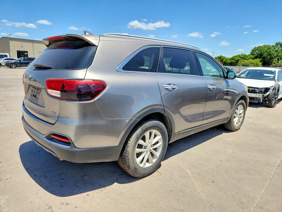 2016 Kia Sorento VIN 5XYPG4A38GG026330 COPART salvage auction — MECHANICAL, TX - CERTIFICATE OF TITLE, sold $1,450 on 2026-07-13 (photo 3)