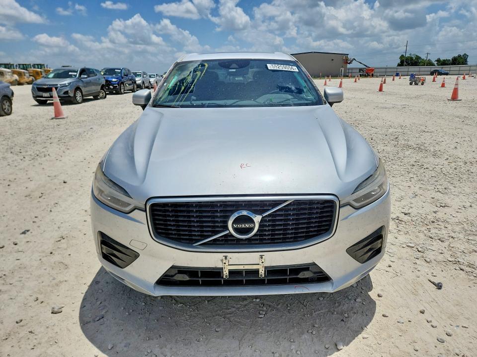 2018 Volvo Xc60 VIN LYVA22RMXJB096725 COPART salvage auction — REAR END, TX - SALVAGE VEHICLE TITLE, sold $7,000 on 2026-07-30 (photo 5)