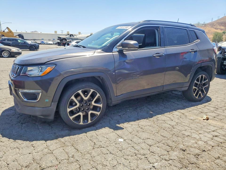 2019 Jeep Compass VIN 3C4NJCCB2KT615074 COPART salvage auction — MINOR DENT/SCRATCHES, Ca - Dis/Dlr/Exp Only Clean Title, sold $3,750 on 2026-07-29 (photo 1)