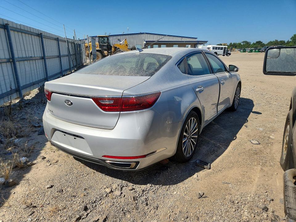 2017 Kia Cadenza VIN KNALB4J14H5086995 COPART salvage auction — MINOR DENT/SCRATCHES, Il - Certificate Of Title, sold $300 on 2026-07-21 (photo 3)