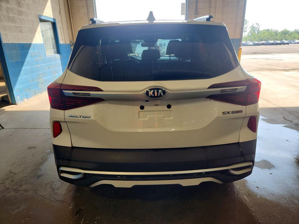 2021 Kia Seltos VIN KNDETCA20M7166191 COPART salvage auction — MECHANICAL, FL - CERTIFICATE OF TITLE, sold $7,000 on 2026-07-20 (photo 6)