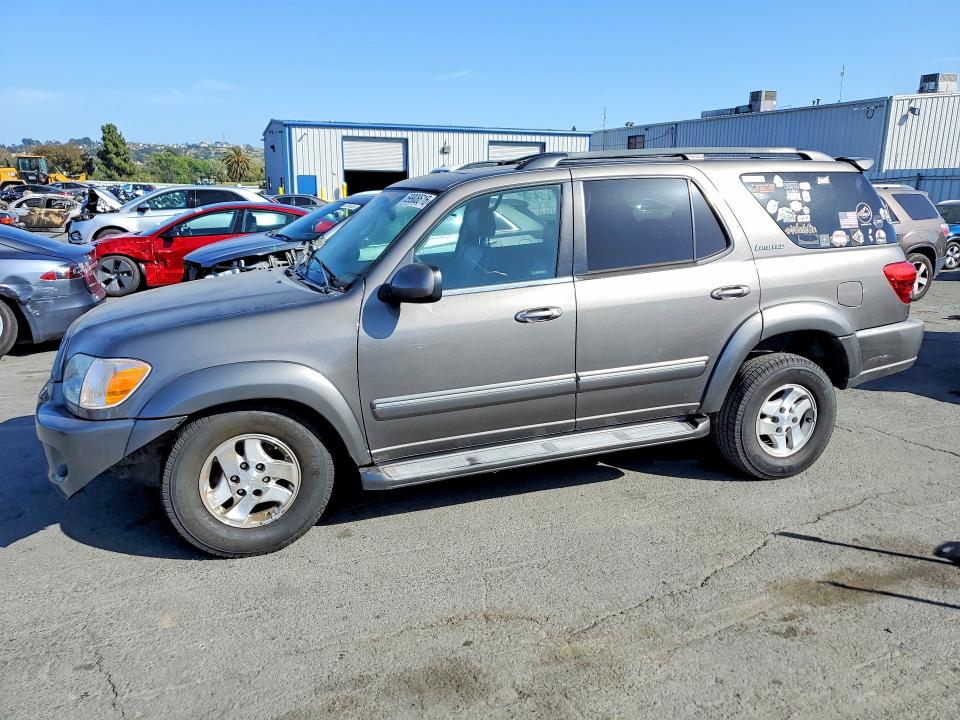 2005 Toyota Sequoia VIN 5TDBT48A85S240826 COPART salvage auction — MINOR DENT/SCRATCHES, Ca - Dis/Dlr/Exp App For Dup Clean, sold $925 on 2026-07-17 (photo 1)