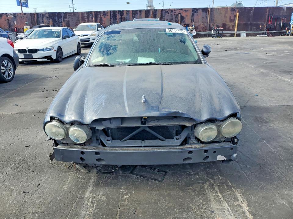 2004 Jaguar Xj series VIN SAJWA71C94SG31353 COPART salvage auction — FRONT END, CA - DIS/DLR/EXP ONLY CLEAN TITLE (P), sold $225 on 2026-07-10 (photo 5)