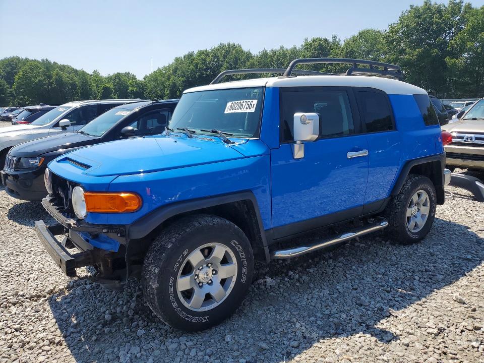 2007 Toyota Fj cruiser VIN JTEBU11F470008453 COPART salvage auction — FRONT END, MA - CERTIFICATE OF TITLE (P), sold $4,200 on 2026-07-22 (photo 1)
