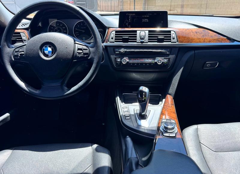 2013 BMW 1er VIN WBA3F9C57DF484398 COPART salvage auction — NORMAL WEAR, Mt - Manufacturer's Buy Back (P), sold $5,200 on 2026-07-29 (photo 9)