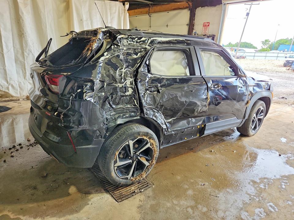2023 Chevrolet Trailblazer VIN KL79MUSL2PB183665 COPART salvage auction — ROLLOVER, PA - CERTIFICATE OF SALVAGE, sold $200 on 2026-07-23 (photo 3)
