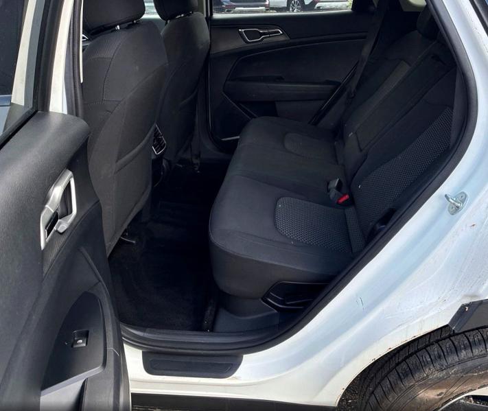 2023 Kia Sportage VIN KNDPUCAG1P7101680 COPART salvage auction — MINOR DENT/SCRATCHES, Me - Certificate Of Title (P), sold $29,500 on 2026-07-18 (photo 6)