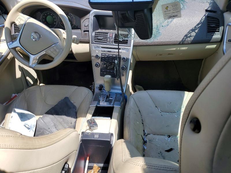 2011 Volvo Xc60 VIN YV4952DL1B2158750 COPART salvage auction — ALL OVER, Tx - Salvage Vehicle Title, sold $650 on 2026-07-16 (photo 8)