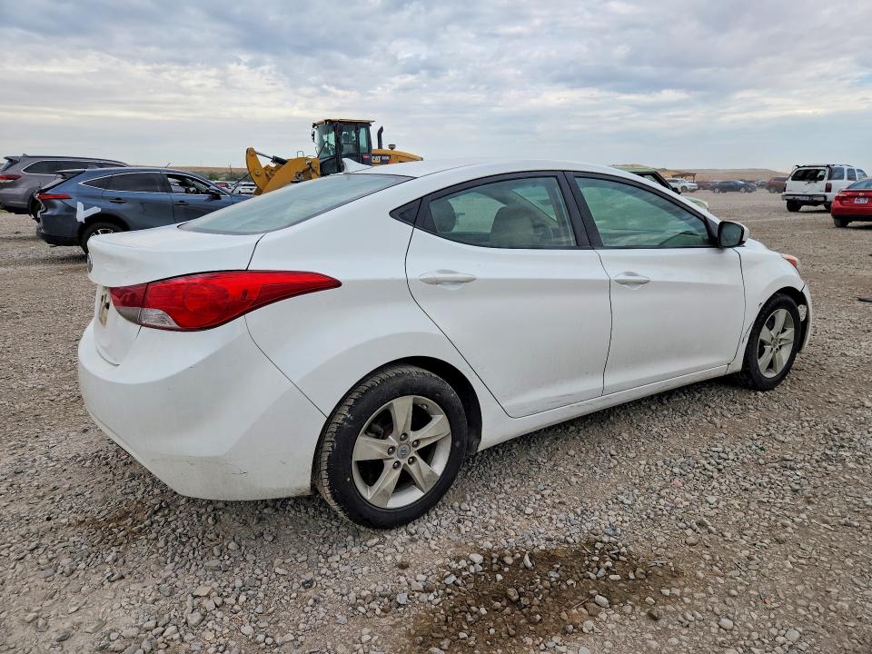 2012 Hyundai Elantra VIN 5NPDH4AE0CH107732 COPART salvage auction — NORMAL WEAR, Ca - Salvage Certificate, sold $150 on 2026-09-29 (photo 3)