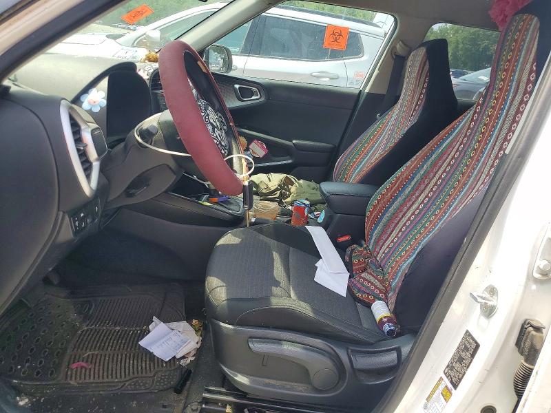2020 Kia Soul VIN KNDJ23AU0L7020990 COPART salvage auction — MINOR DENT/SCRATCHES, Ma - Certificate Of Title, sold $275 on 2026-07-30 (photo 7)