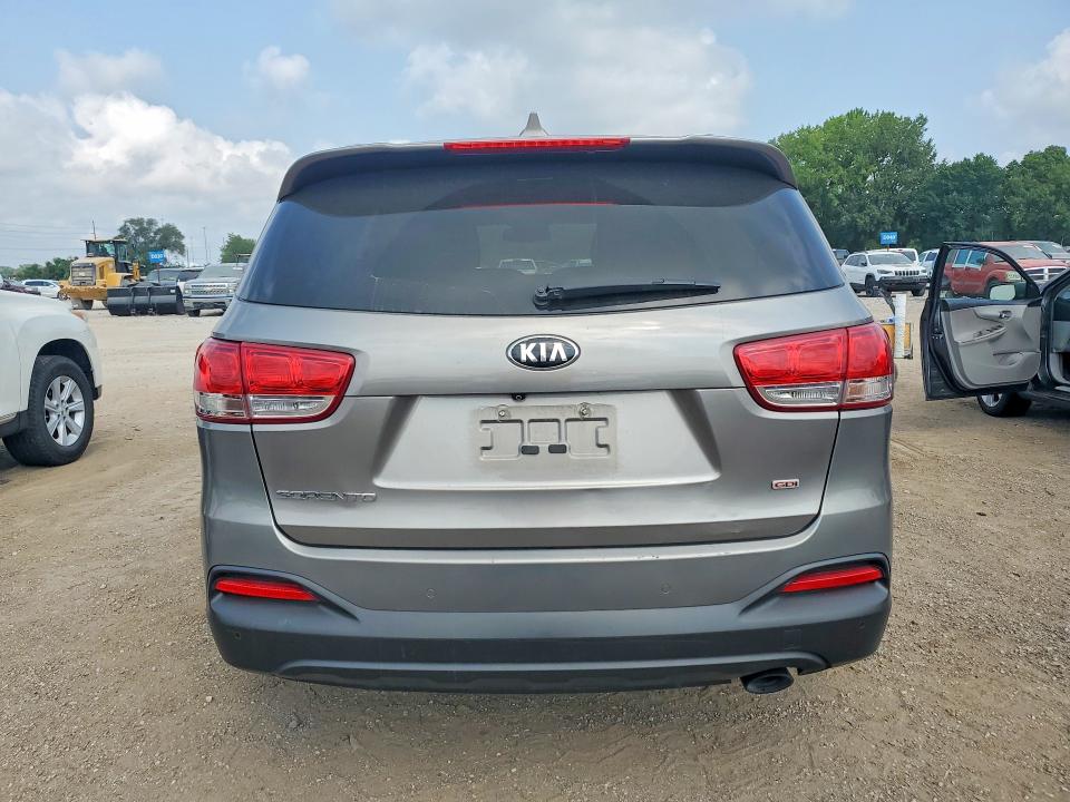 2016 Kia Sorento VIN 5XYPGDA30GG060567 COPART salvage auction — MECHANICAL, IA - CERTIFICATE OF TITLE, sold $1,400 on 2026-07-31 (photo 6)