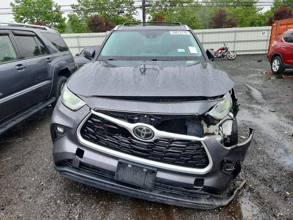 2021 Toyota VIN 5TDGZRBH2MS064622 COPART salvage auction — FRONT END, Ct - Cert Of Title-Salvage, sold $4,050 on 2026-07-31 (photo 5)