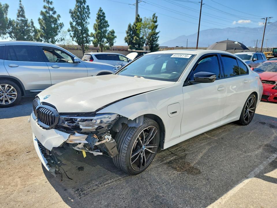 2022 BMW 3er VIN 3MW5P7J05N8C52264 — COPART salvage auction photo
