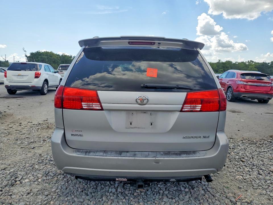 2005 Toyota Sienna VIN 5TDZA22C75S234826 COPART salvage auction — MINOR DENT/SCRATCHES, FL - CERTIFICATE OF TITLE, sold $850 on 2026-07-27 (photo 6)