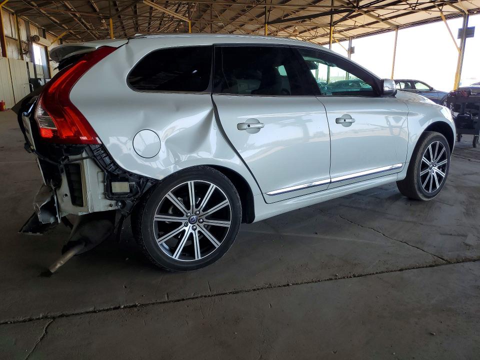 2015 Volvo Xc60 VIN YV440MDKXF2758975 COPART salvage auction — REAR END, Az - Cert Of Title - Salvage, sold $900 on 2026-08-26 (photo 3)
