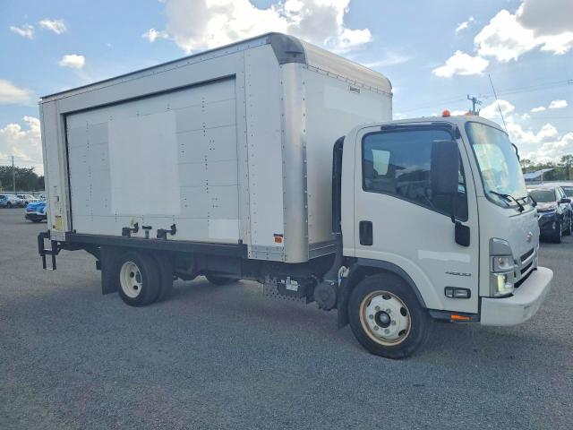 2023 Chevrolet 4500 VIN 54DCDW1D8PS200625 COPART salvage auction — MINOR DENT/SCRATCHES, FL - CERTIFICATE OF TITLE, sold $9,000 on 2026-08-11 (photo 4)