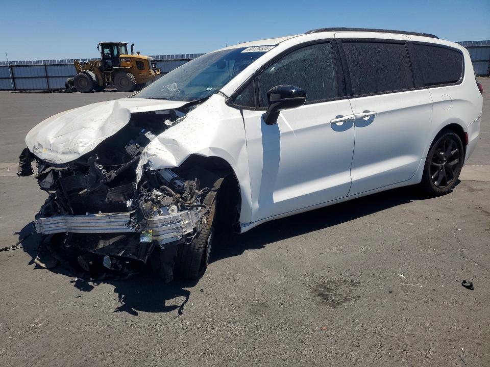 2025 Chrysler Pacifica VIN 2C4RC1GG1SR513113 — COPART salvage auction photo
