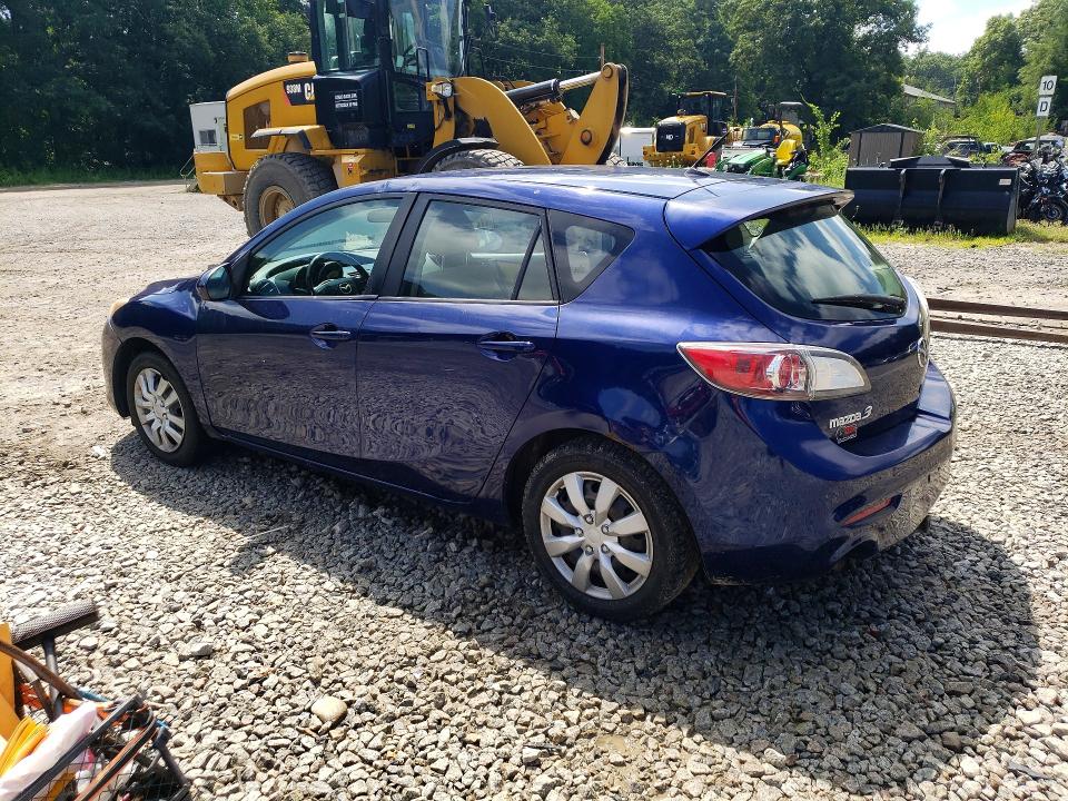 2012 Mazda 3 VIN JM1BL1L84C1615088 COPART salvage auction — NORMAL WEAR, Ma - Cert Of Title-Reconstrctd Coll, sold $400 on 2026-07-16 (photo 2)