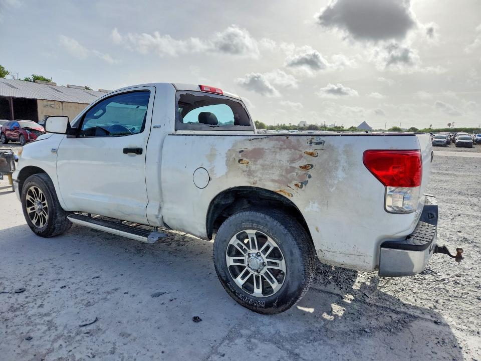 2010 Toyota Tundra VIN 5TFJM5F12AX001035 COPART salvage auction — REAR END, Tx - Certificate Of Title, sold $3,650 on 2026-07-25 (photo 2)