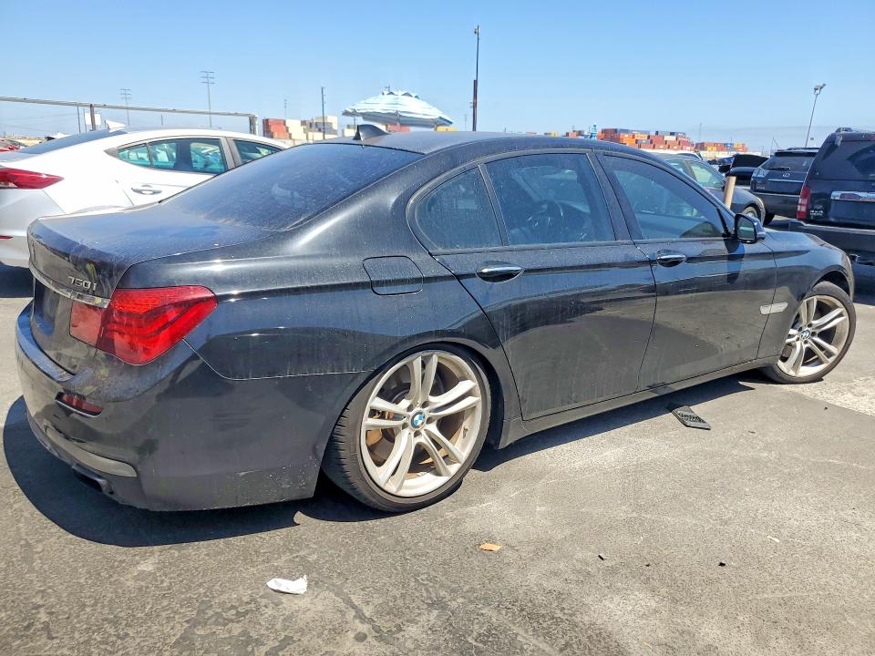 2013 BMW 7er VIN WBAYA8C59DC996616 COPART salvage auction — UNDERCARRIAGE, Ca - Dis/Dlr/Exp Only Clean Title, sold $600 on 2026-07-17 (photo 3)