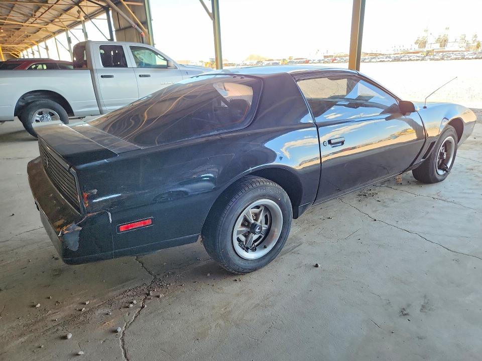 1982 Pontiac Firebird VIN 1G2AW87H9CL545473 COPART salvage auction — SIDE, Az - Cert Of Title - Salvage, sold $275 on 2026-09-02 (photo 3)