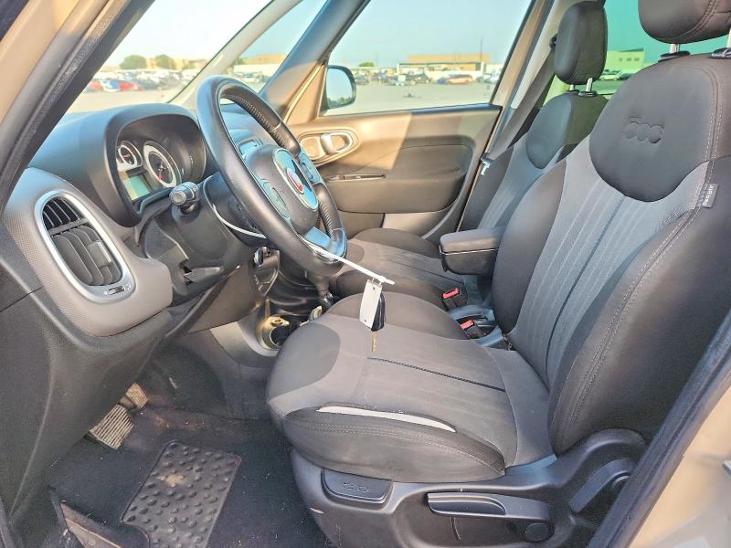 2017 Fiat 500 VIN ZFBCFAAH7HZ038583 COPART salvage auction — NORMAL WEAR, TX - CERTIFICATE OF TITLE, sold $1,750 on 2026-07-29 (photo 7)