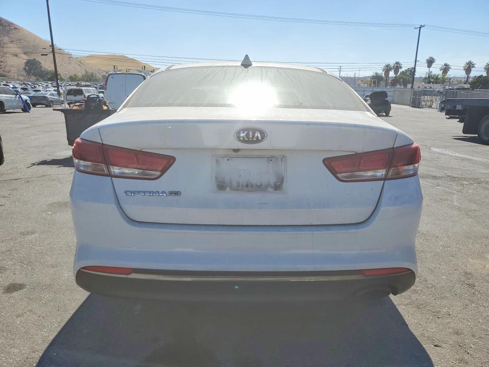 2016 Kia Optima VIN KNAGT4L32G5073805 COPART salvage auction — MINOR DENT/SCRATCHES, Ca - Dis/Dlr/Exp Only Clean Title, sold $275 on 2026-07-23 (photo 6)