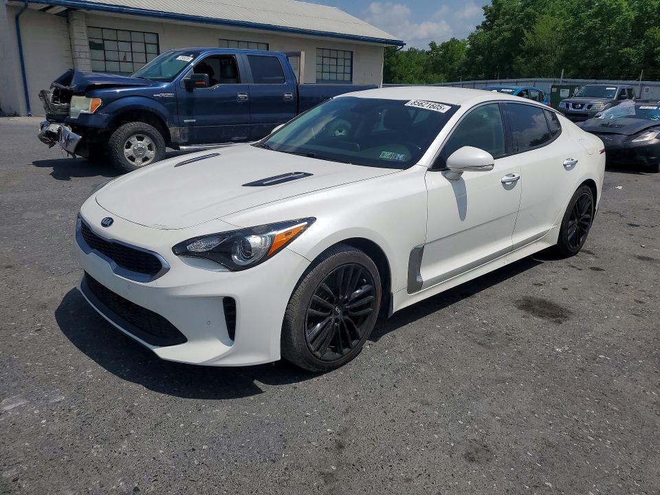 2018 Kia Stinger VIN KNAE15LA3J6035910 COPART salvage auction — MINOR DENT/SCRATCHES, Pa - Cert Of Title (P), sold $3,550 on 2026-07-07 (photo 1)