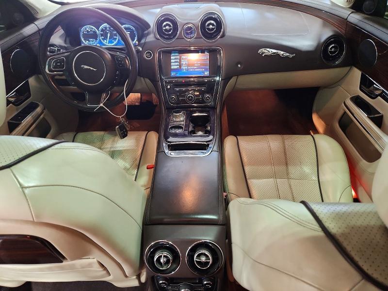 2011 Jaguar Xj series VIN SAJWA2GB4BLV06749 COPART salvage auction — MECHANICAL, MN - CERTIFICATE OF TITLE, sold $700 on 2026-09-10 (photo 8)