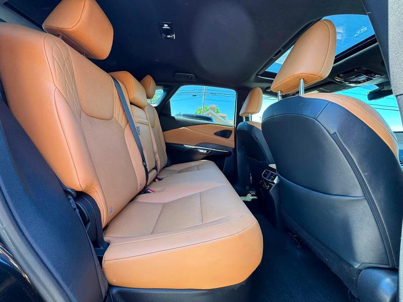 2023 Lexus Rx 350 VIN 2T2BAMCA2PC026452 COPART salvage auction — NORMAL WEAR, TX - CERT OF TITLE-REBUILT SALVAGE (P), sold $30,250 on 2026-07-28 (photo 6)