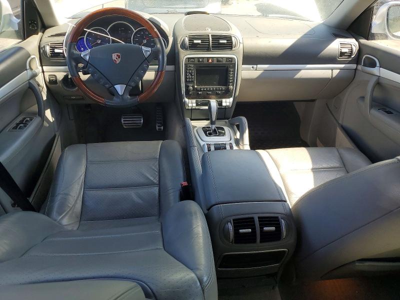 2004 Porsche Cayenne VIN WP1AC29P24LA90133 COPART salvage auction — NORMAL WEAR, Mt - Dis/Dlr/Exp Only Clean Title, sold $475 on 2026-07-29 (photo 8)