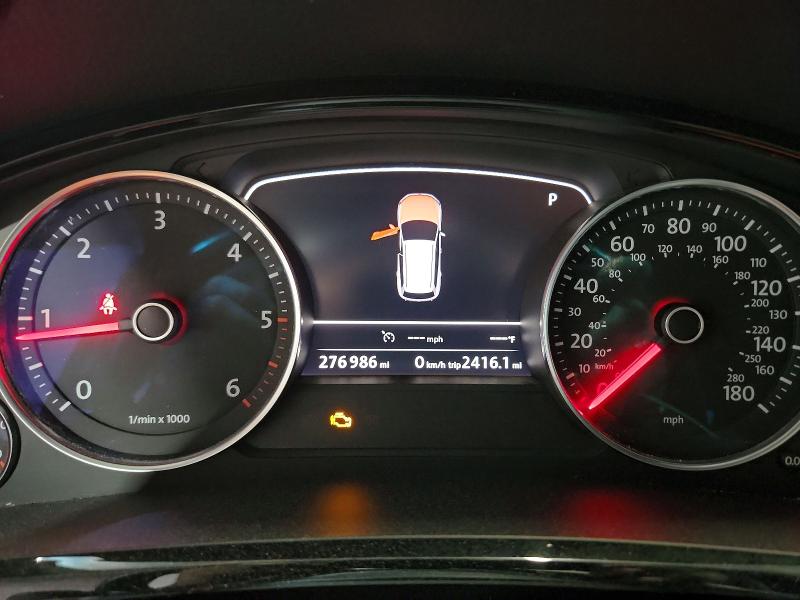 2014 Volkswagen Touareg VIN WVGDP9BP2ED005031 COPART salvage auction — FRONT END, Salvage Title, sold $825 on 2026-08-07 (photo 9)
