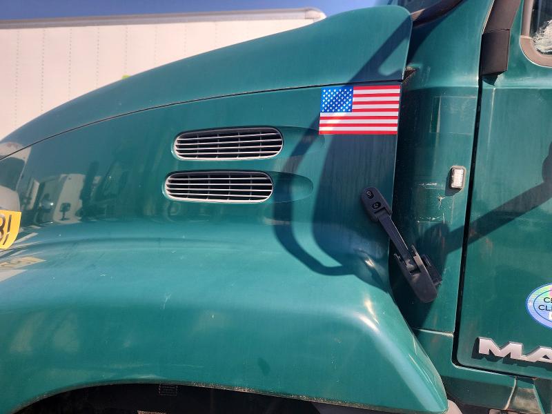 2015 Mack All other VIN 1M1AW01X5FM007414 COPART salvage auction — NORMAL WEAR, OK - CERTIFICATE OF TITLE (P), sold $2,050 on 2026-07-30 (photo 7)