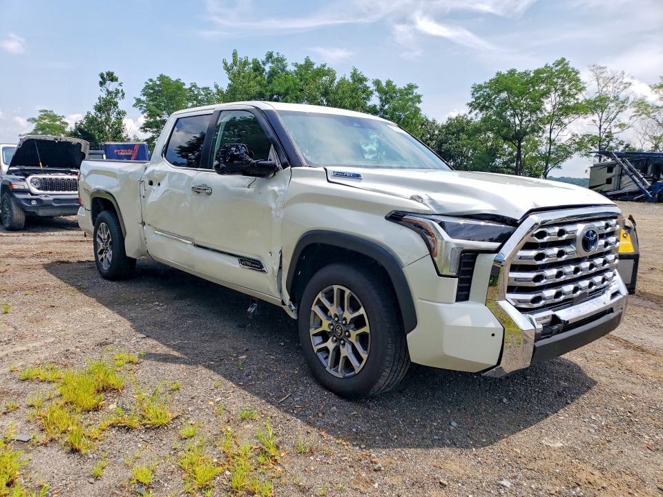 2025 Toyota Tundra VIN 5TFMC5ECXSX009422 COPART salvage auction — SIDE, Nj - Cert Of Title-Salvage, sold $35,500 on 2026-07-23 (photo 4)