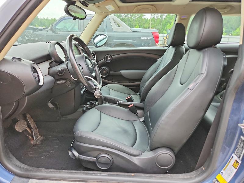 2011 Mini Cooper VIN WMWSU3C55BT095191 COPART salvage auction — FRONT END, SC - CERT OF TITLE-SALVAGE, sold $675 on 2026-08-24 (photo 7)