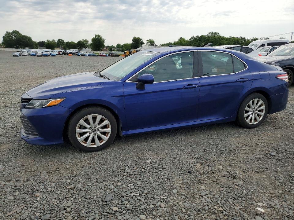 2018 Toyota Camry VIN 4T1B11HKXJU643494 COPART salvage auction — MINOR DENT/SCRATCHES, Ny - Certificate Of Title (P), sold $2,100 on 2026-07-28 (photo 1)