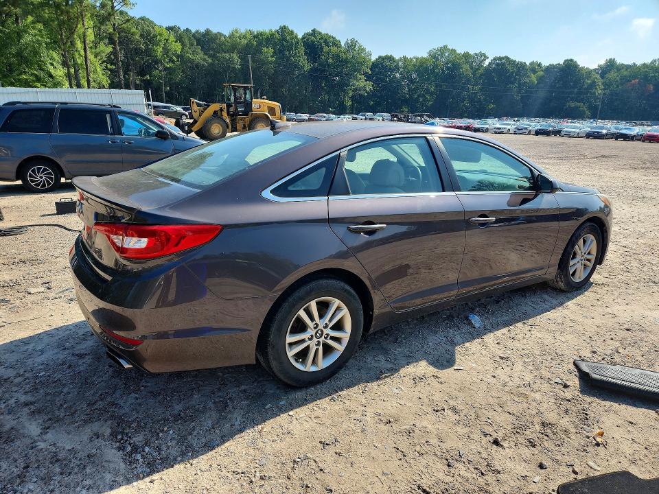 2017 Hyundai Sonata VIN 5NPE24AF0HH499407 COPART salvage auction — MINOR DENT/SCRATCHES, Nc - Non Public Clean Title, sold $2,400 on 2026-07-24 (photo 3)